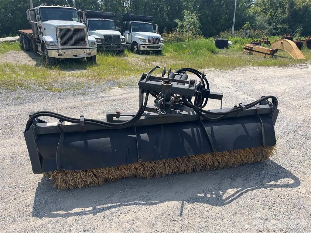 CAT BA25 Balayeuse / Autolaveuse