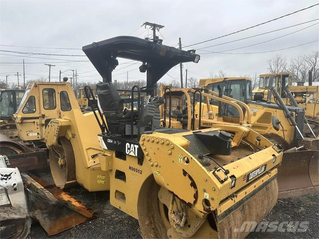 CAT CB54 Rouleaux monocylindre