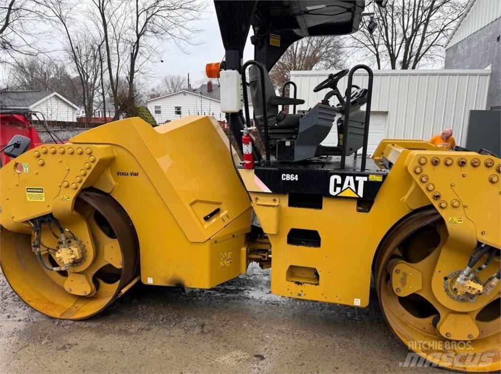 CAT CB64 Rouleaux monocylindre