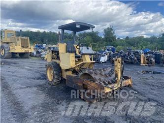 CAT CP323C Compacteur de sol