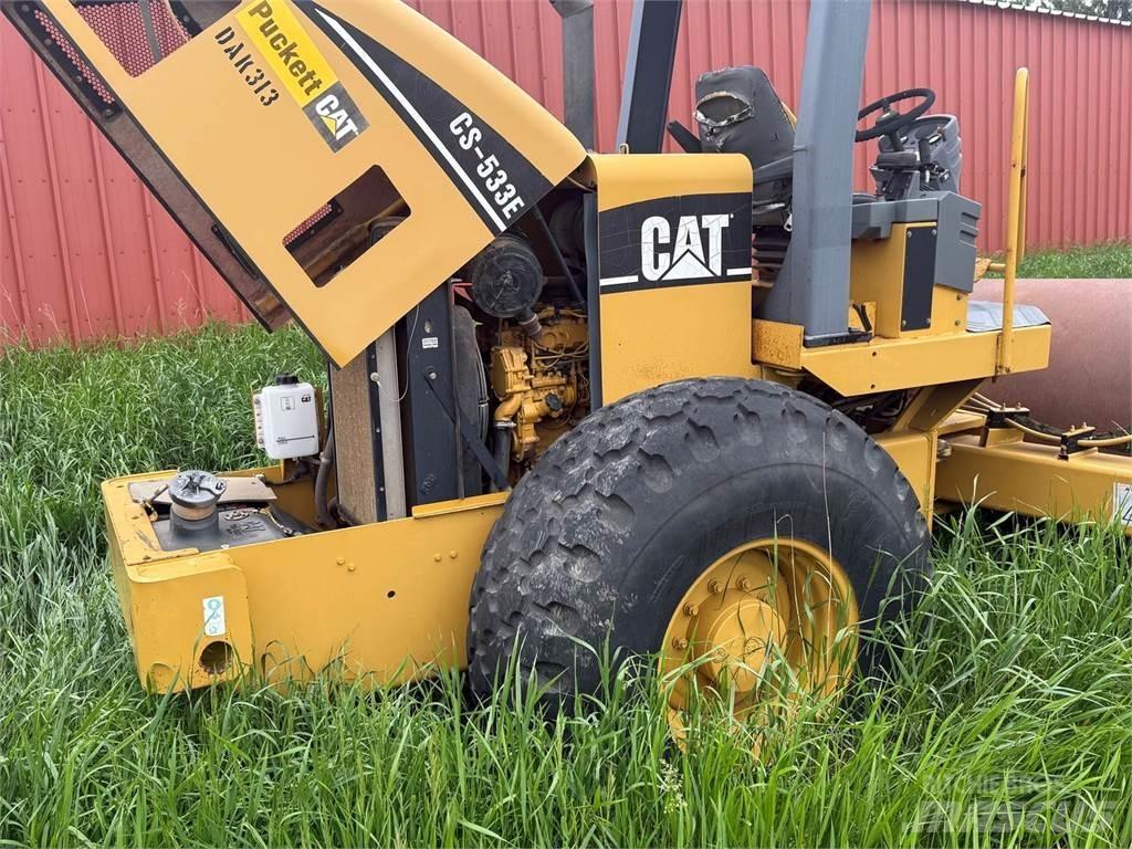 CAT CS533E Rouleaux monocylindre