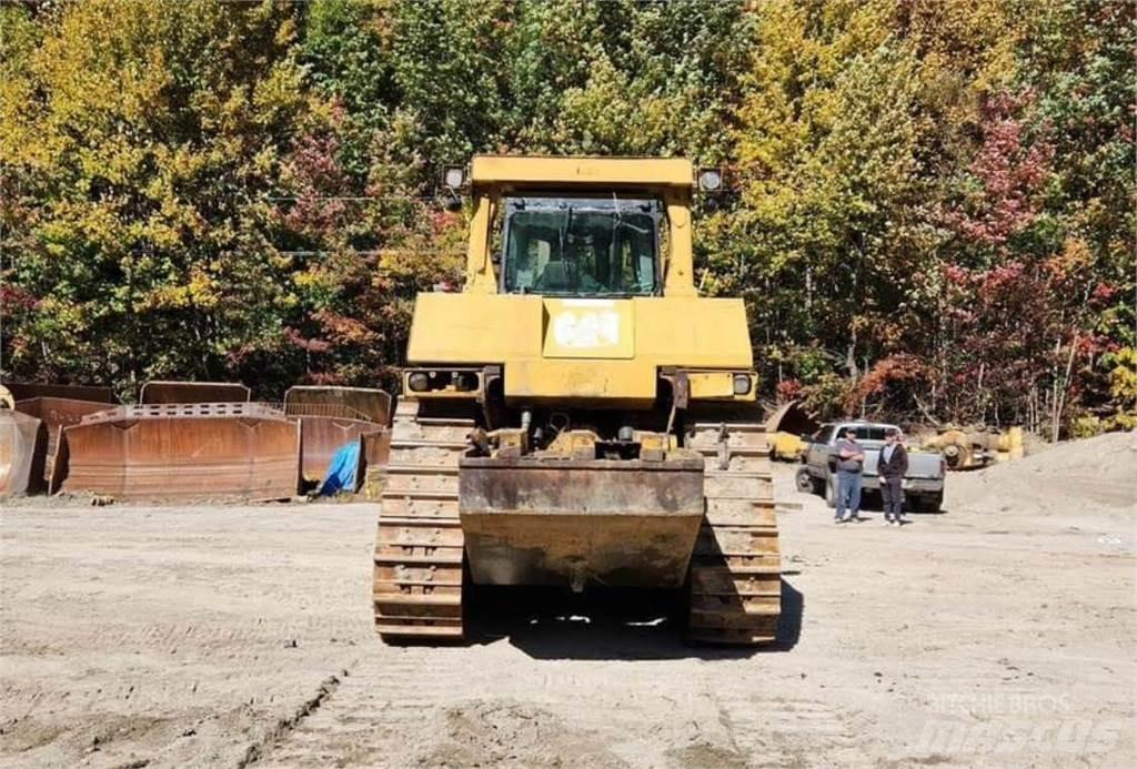 CAT D10T Bouteurs sur chenilles