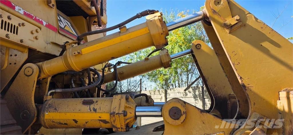 CAT D10T Bouteurs sur chenilles