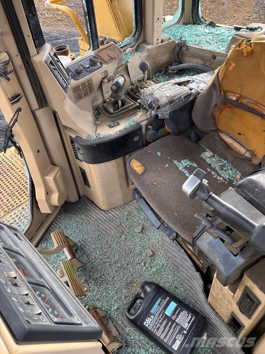 CAT D11R Bouteurs sur chenilles