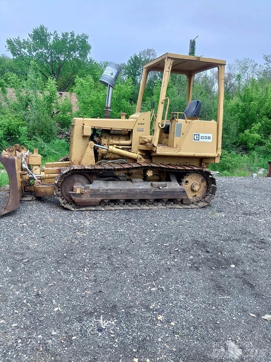 CAT D3B Bouteurs sur chenilles