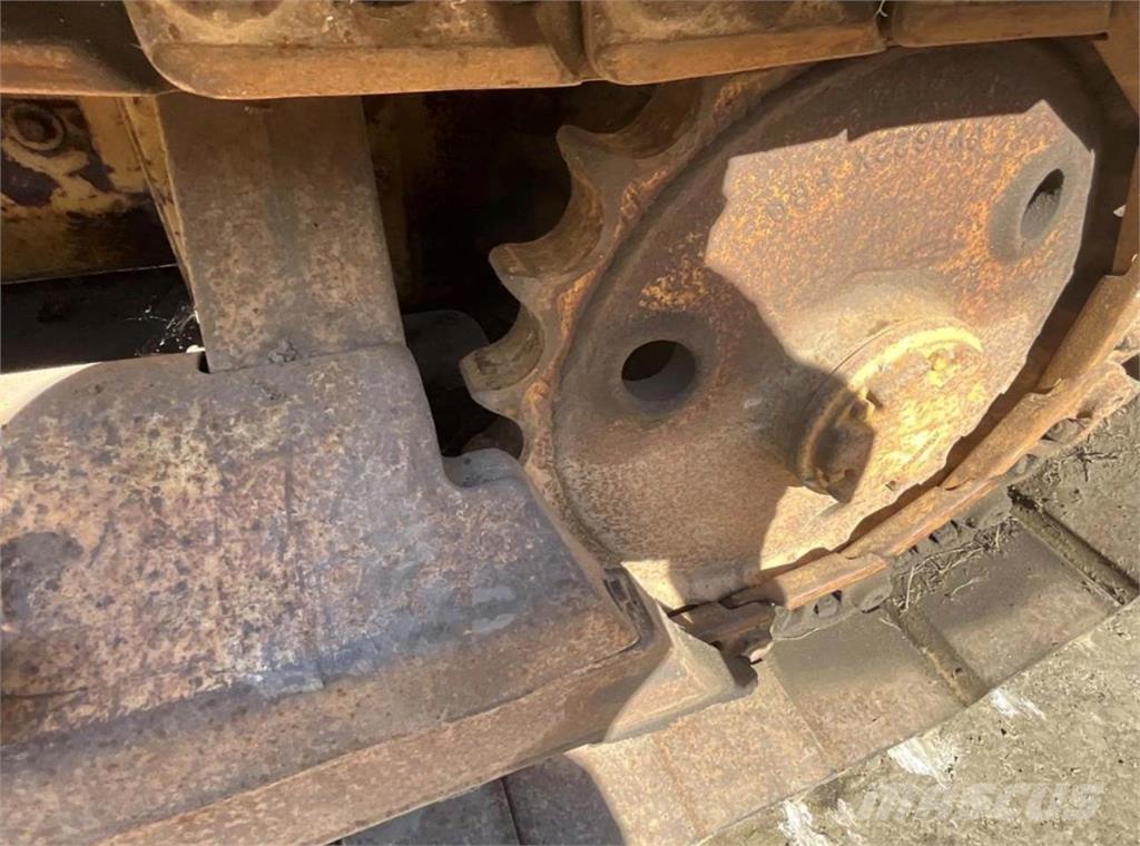 CAT D3B Z Bouteurs sur chenilles