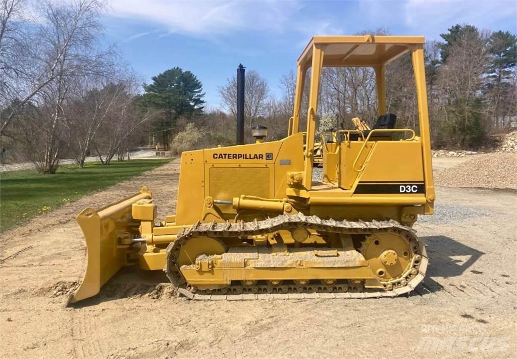 CAT D3C Bouteurs sur chenilles
