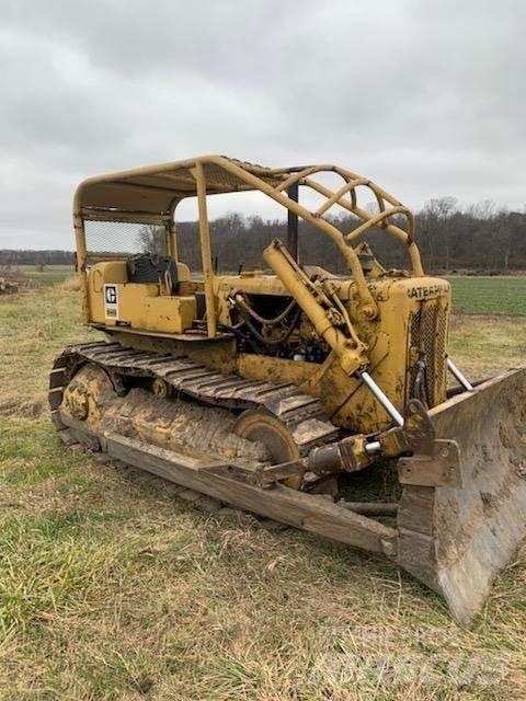 CAT D4D Bouteurs sur chenilles