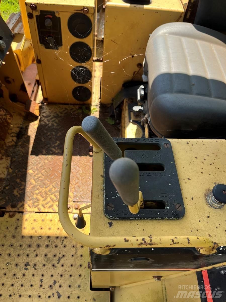 CAT D5C Bouteurs sur chenilles