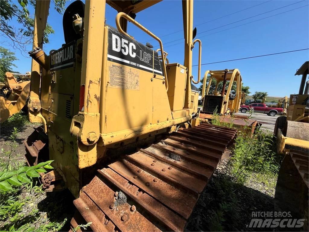 CAT D5C Bouteurs sur chenilles