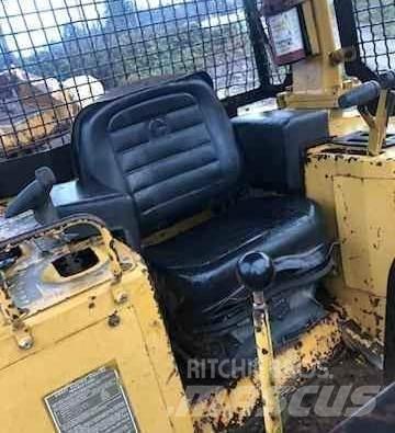 CAT D5H Bouteurs sur chenilles