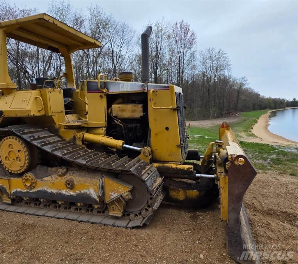 CAT D5H Bouteurs sur chenilles