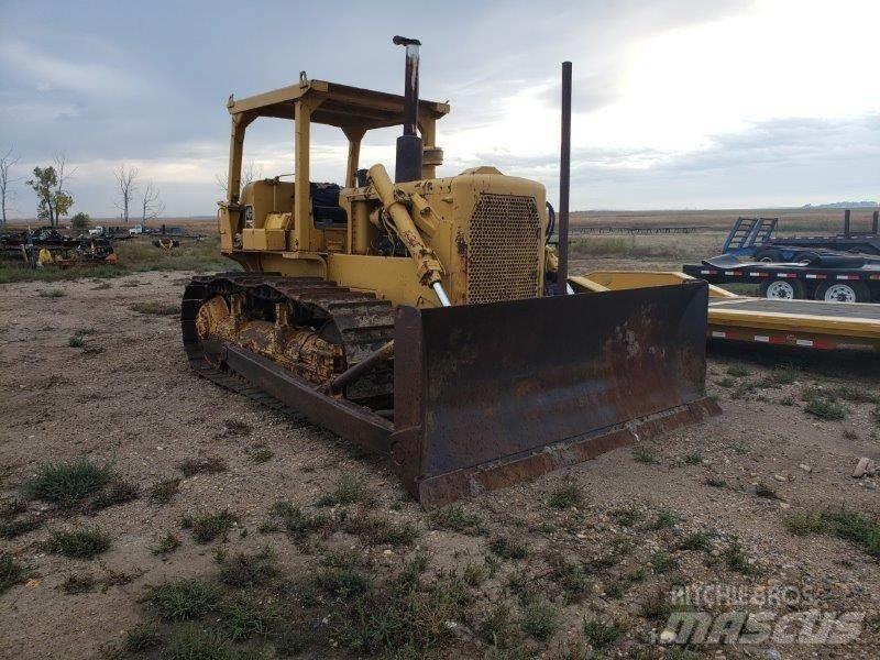 CAT D6C Bouteurs sur chenilles