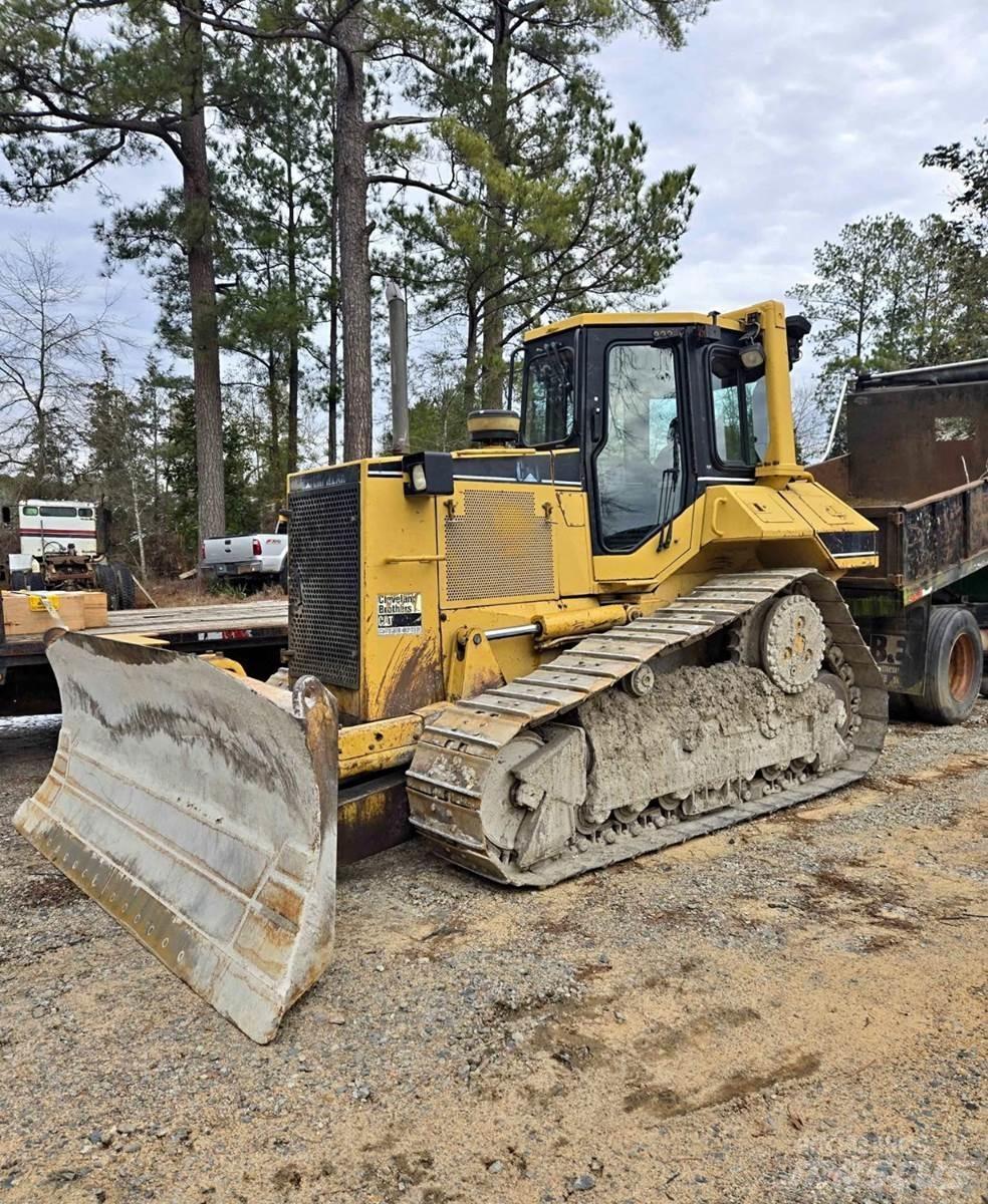 CAT D6M XL Bouteurs sur chenilles