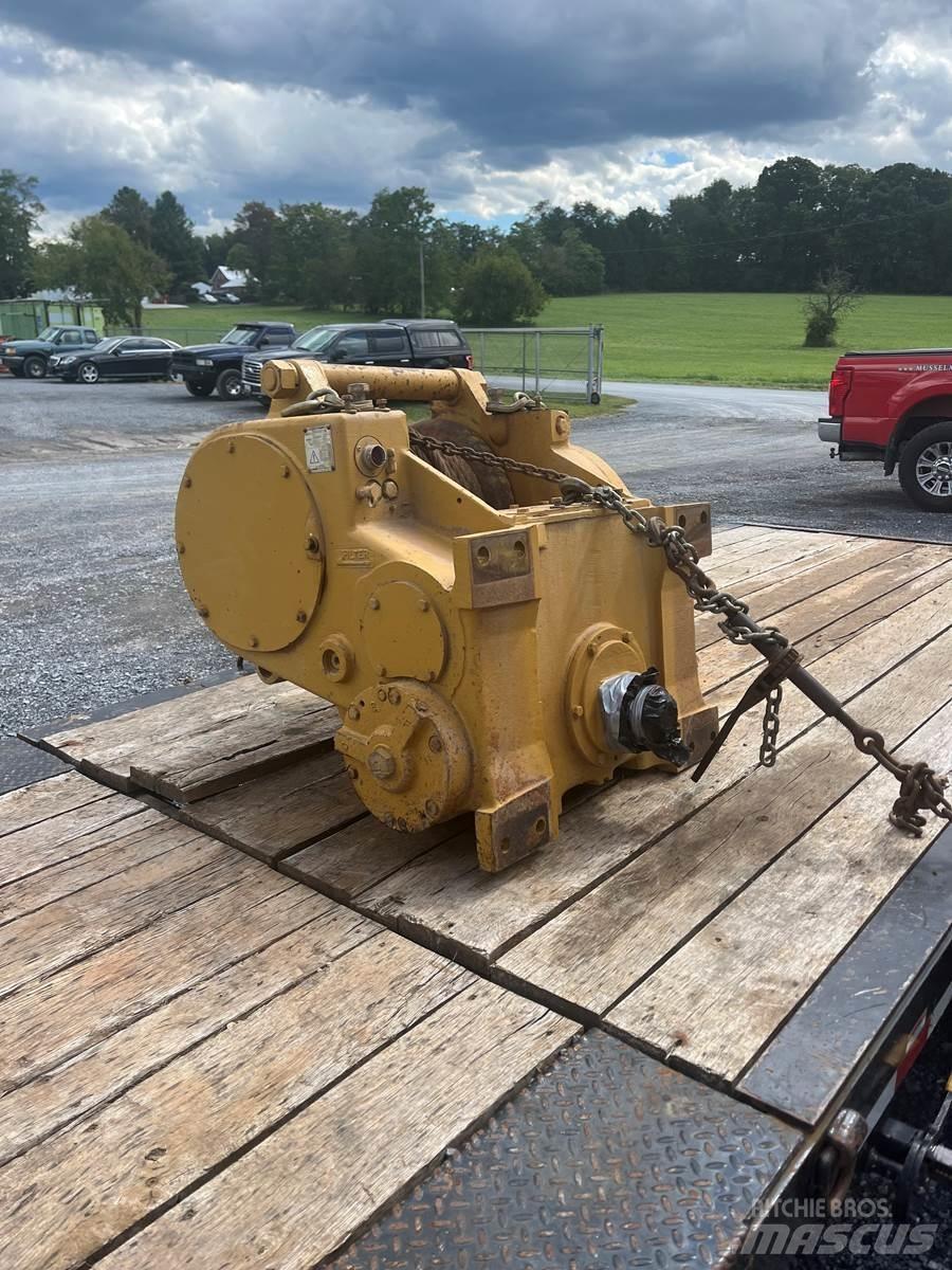 CAT D6T Bouteurs sur chenilles