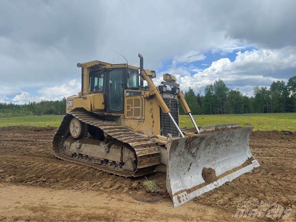 CAT D6T Bouteurs sur chenilles