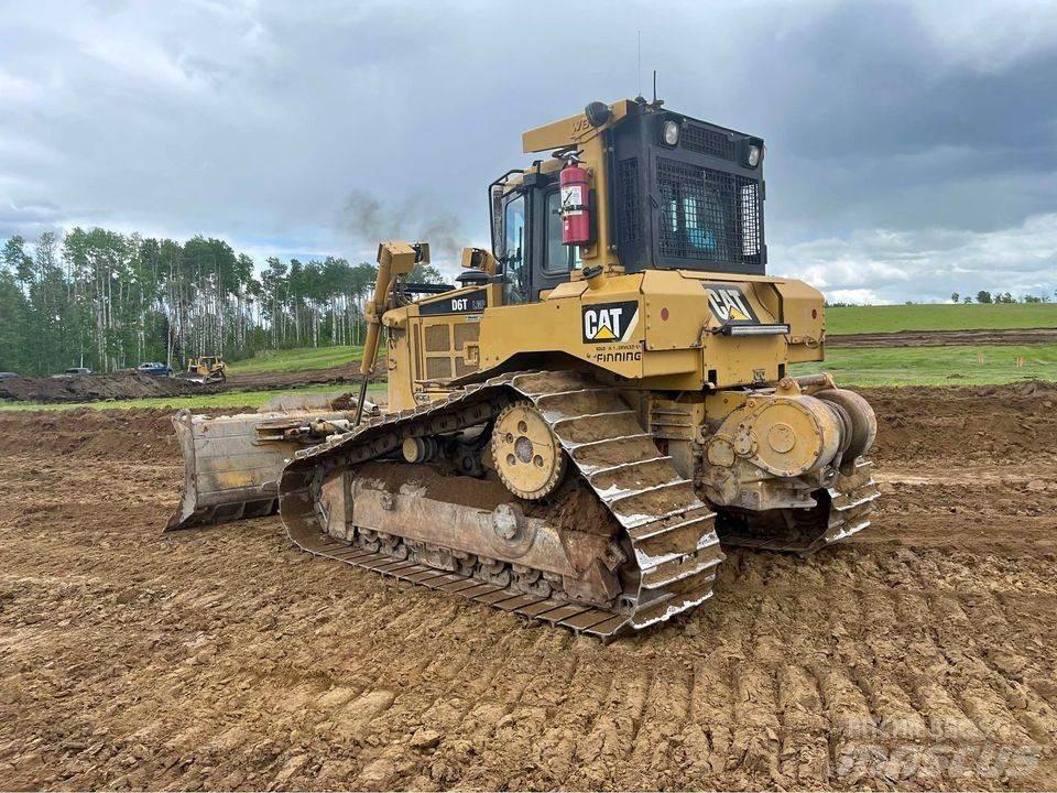 CAT D6T Bouteurs sur chenilles