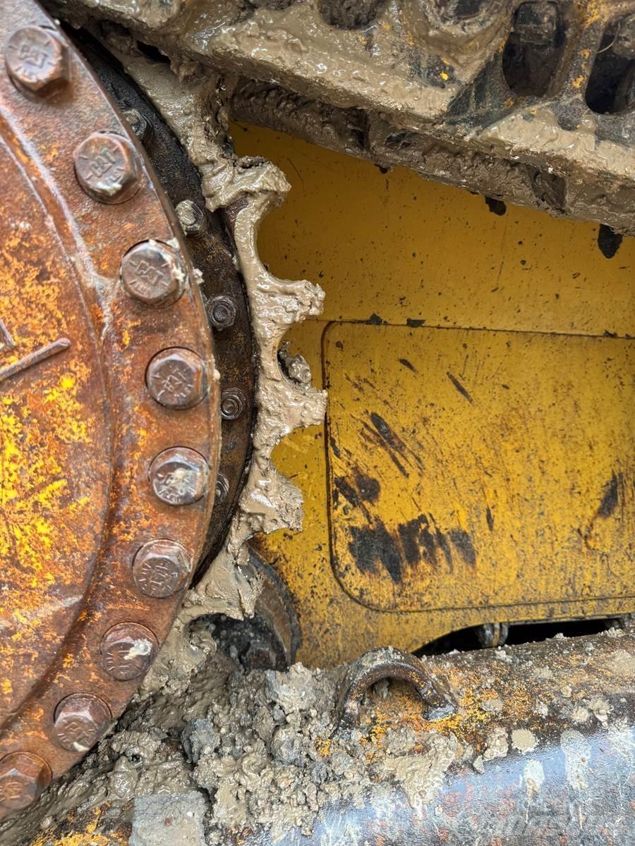 CAT D6T XL Bouteurs sur chenilles