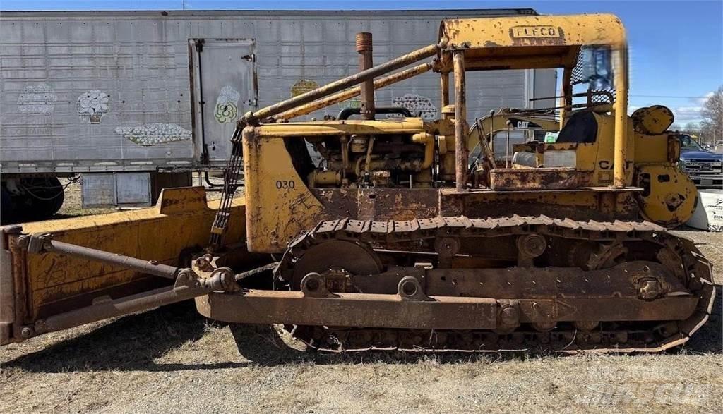 CAT D7 Bouteurs sur chenilles