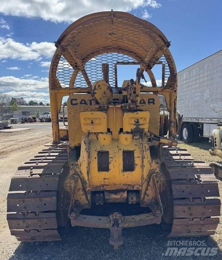 CAT D7 Bouteurs sur chenilles