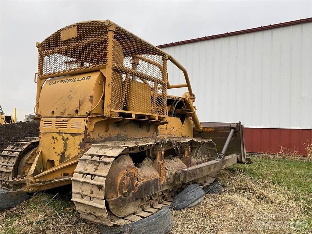 CAT D7E Bouteurs sur chenilles