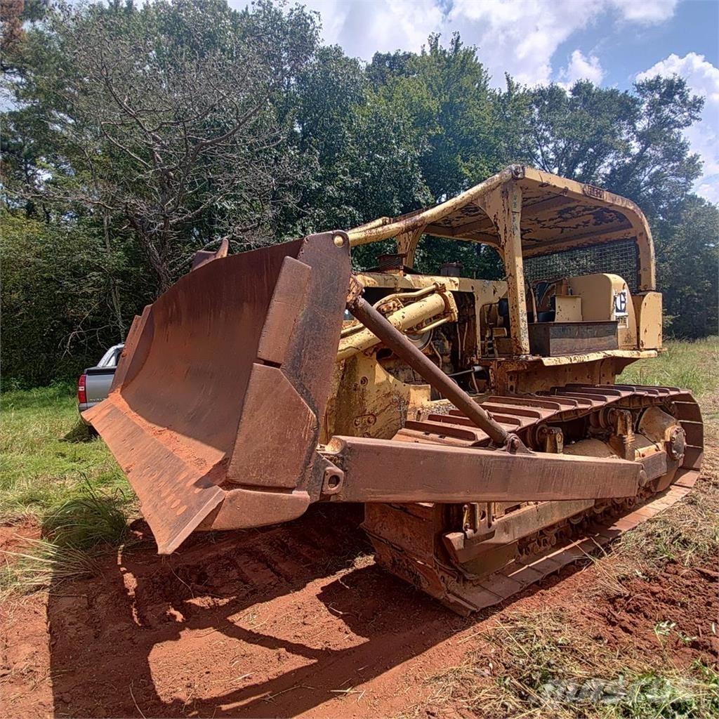 CAT D7E Bouteurs sur chenilles