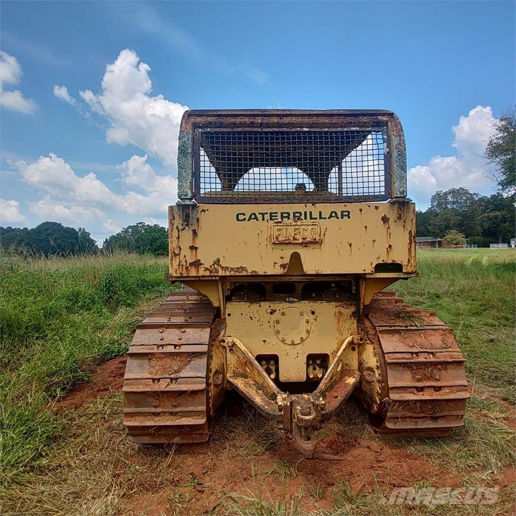 CAT D7E Bouteurs sur chenilles