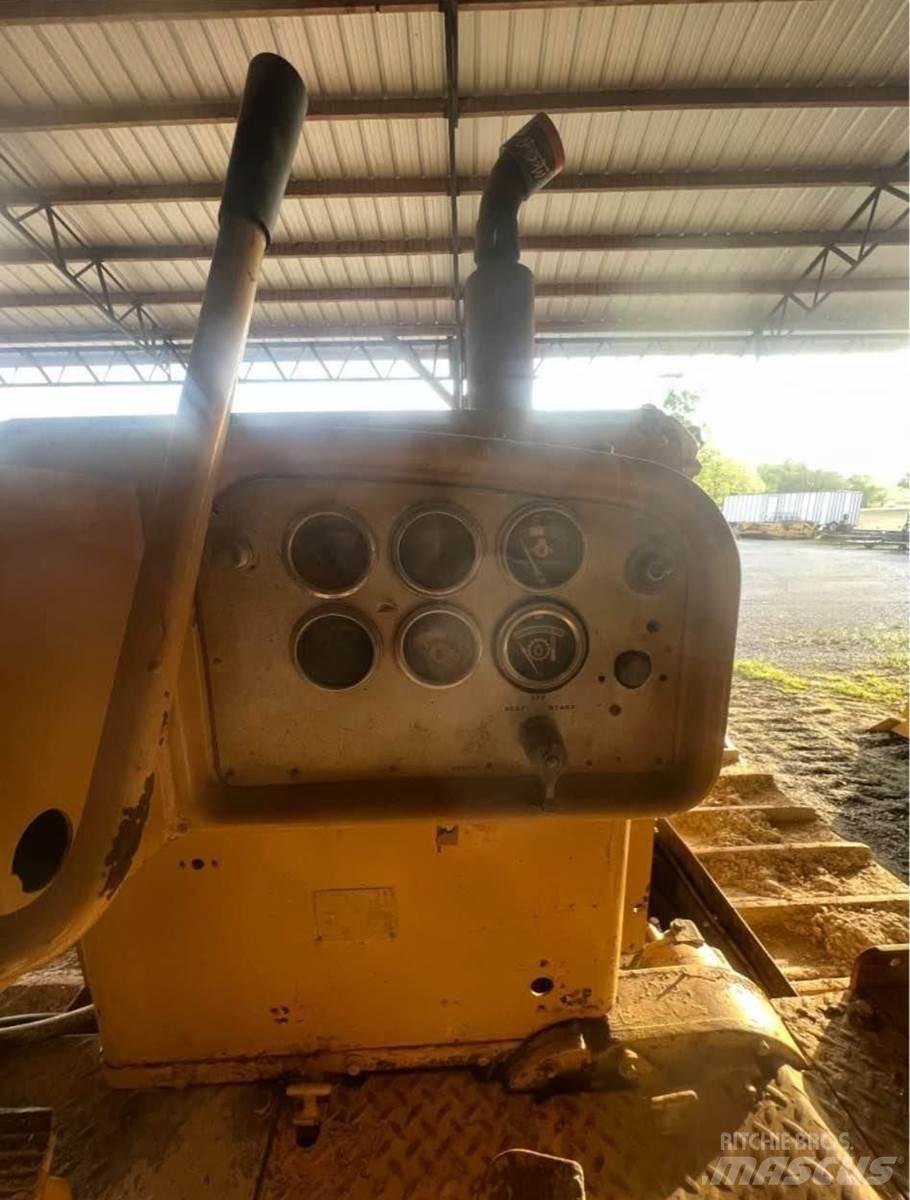 CAT D8H Bouteurs sur chenilles