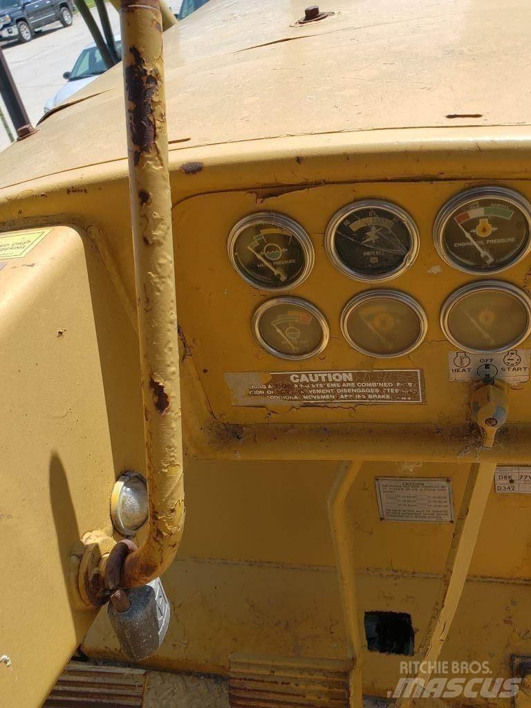 CAT D8K Bouteurs sur chenilles