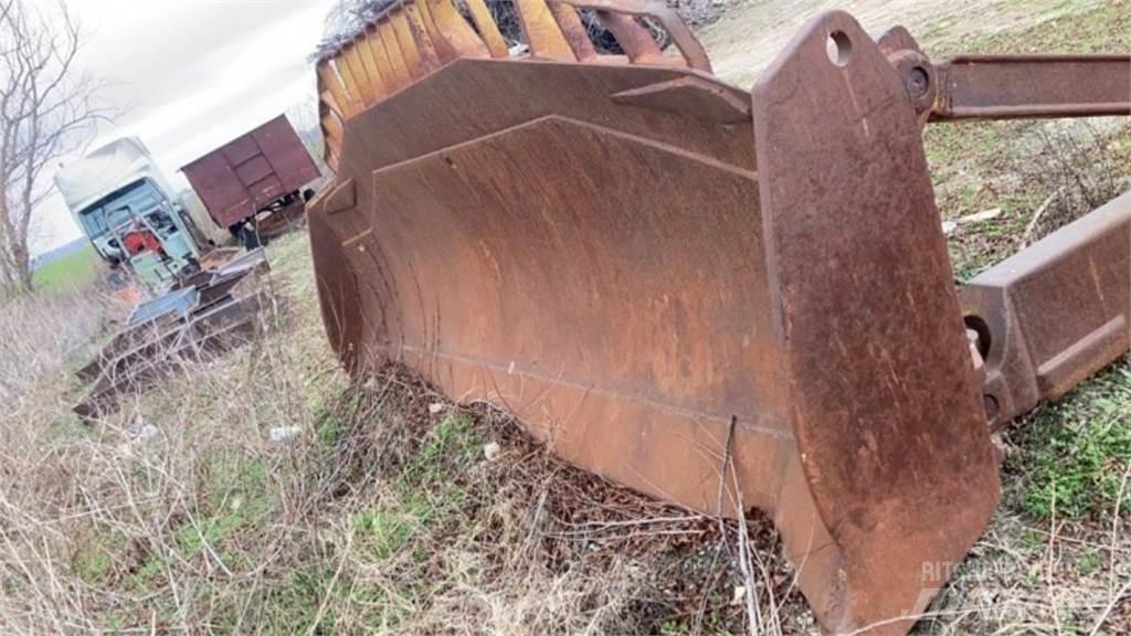 CAT D8R Bouteurs sur chenilles