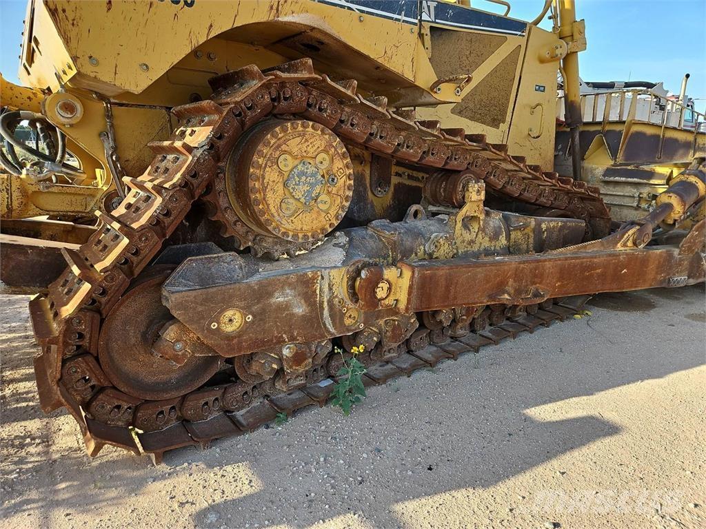 CAT D8T Bouteurs sur chenilles