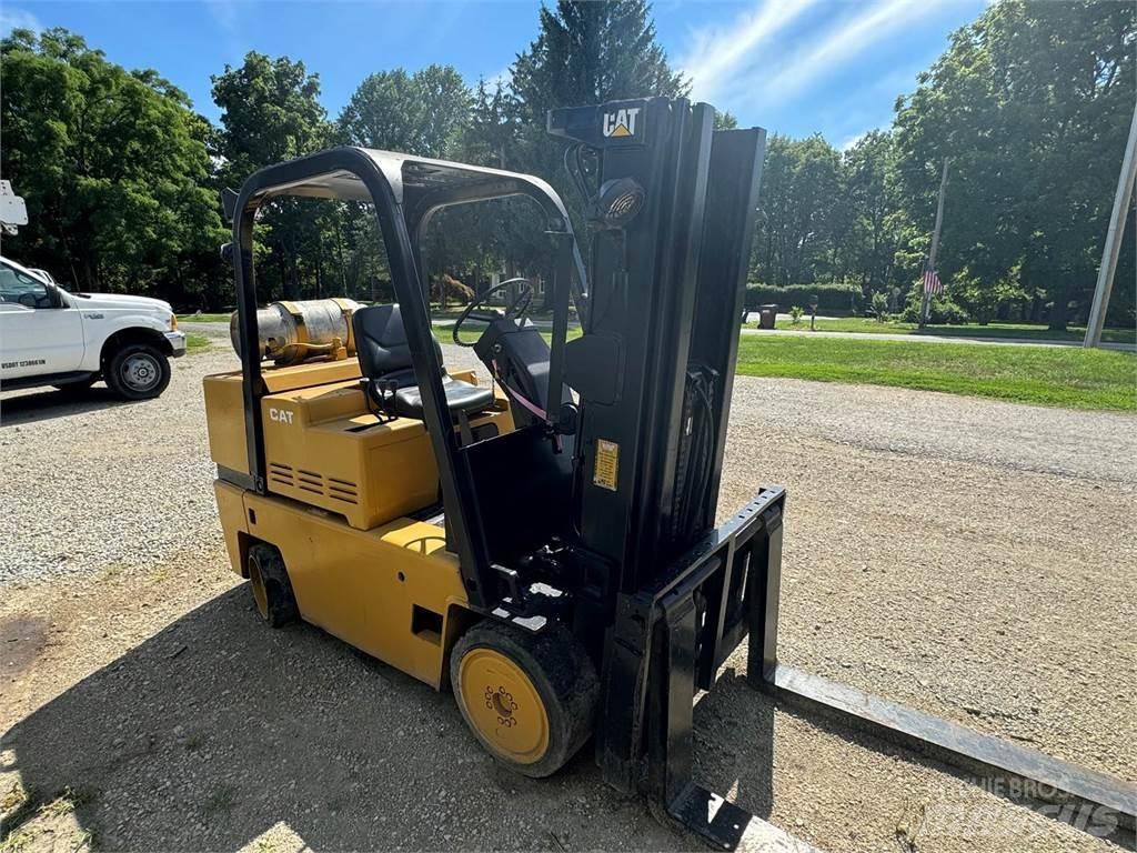 CAT TC100D Autres Chariots élévateurs