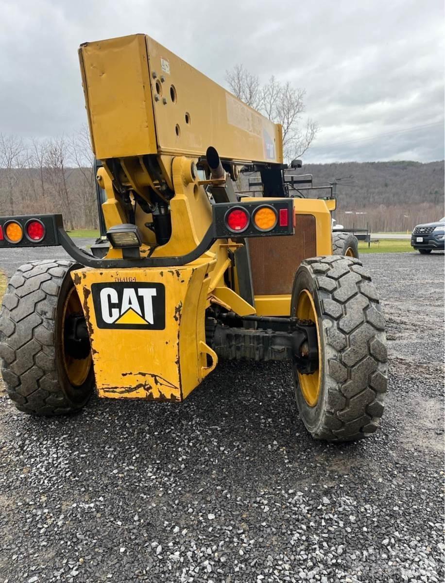 CAT TL943C Chariot télescopique