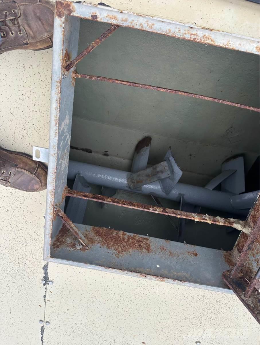 Finn T170 Vis sans fin, trémie et ventilateur