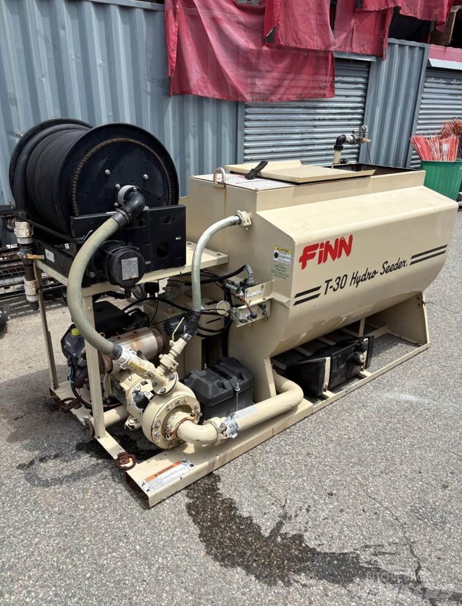 Finn T30 Vis sans fin, trémie et ventilateur