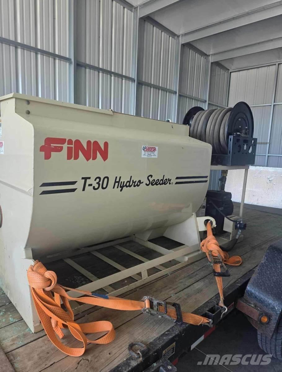 Finn T30 Vis sans fin, trémie et ventilateur