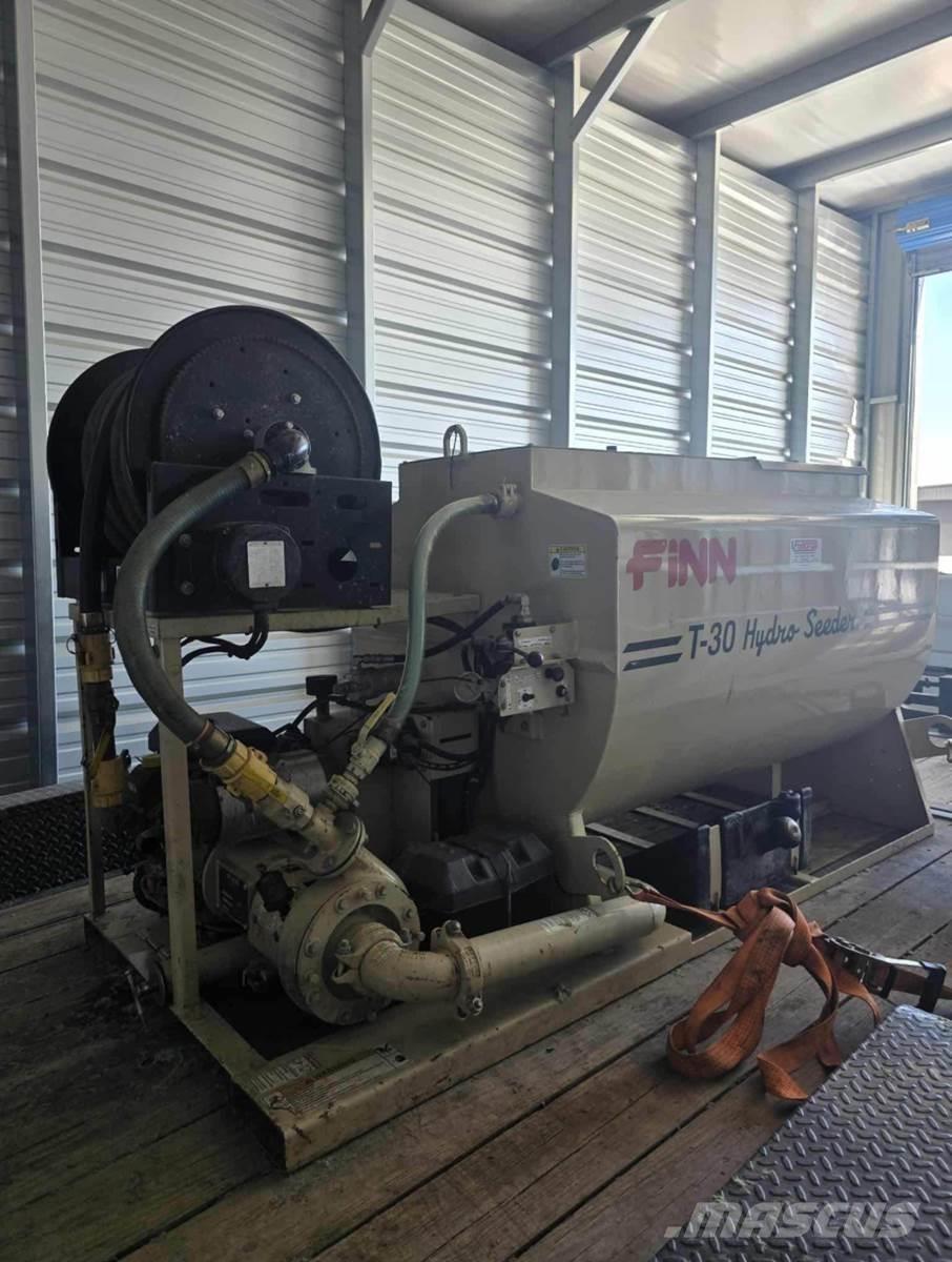 Finn T30 Vis sans fin, trémie et ventilateur
