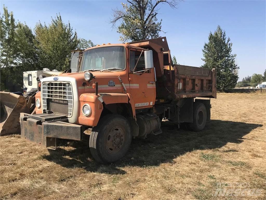 Ford 8000 Camion benne
