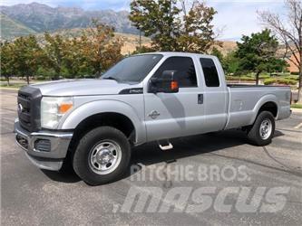 Ford F-250 Utilitaire benne