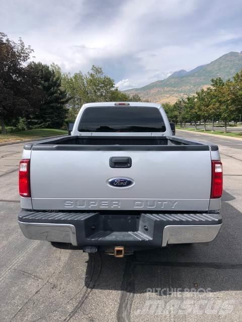 Ford F-250 Utilitaire benne