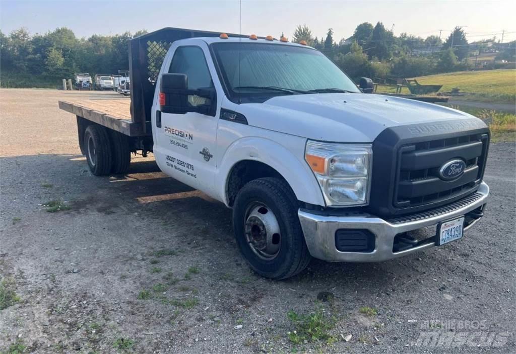 Ford F-350 Camion plateau