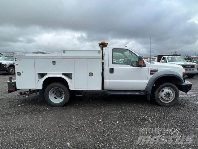 Ford F-450 Camions et véhicules municipaux