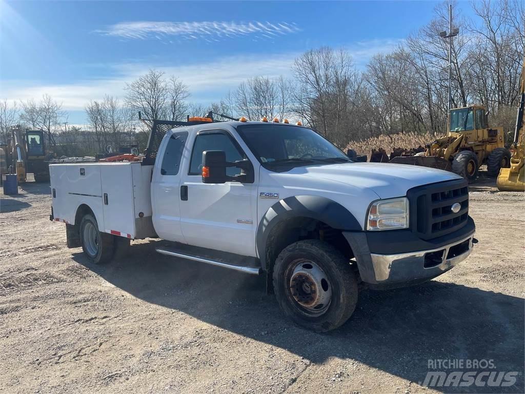 Ford F-450 Camions et véhicules municipaux