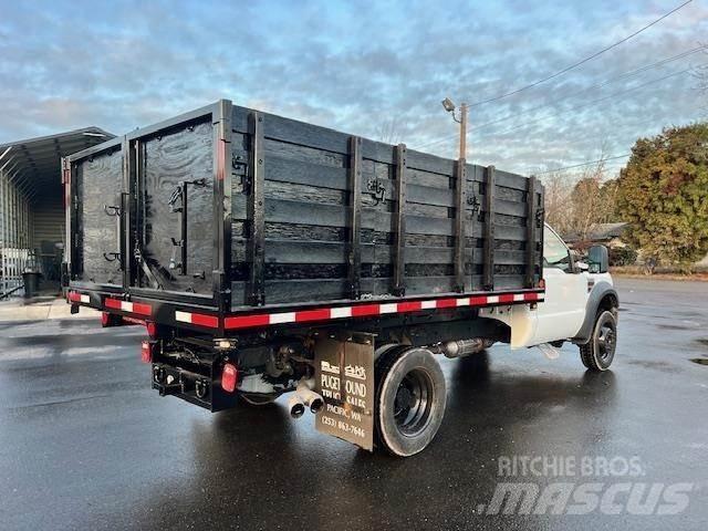Ford F-550 Camion benne