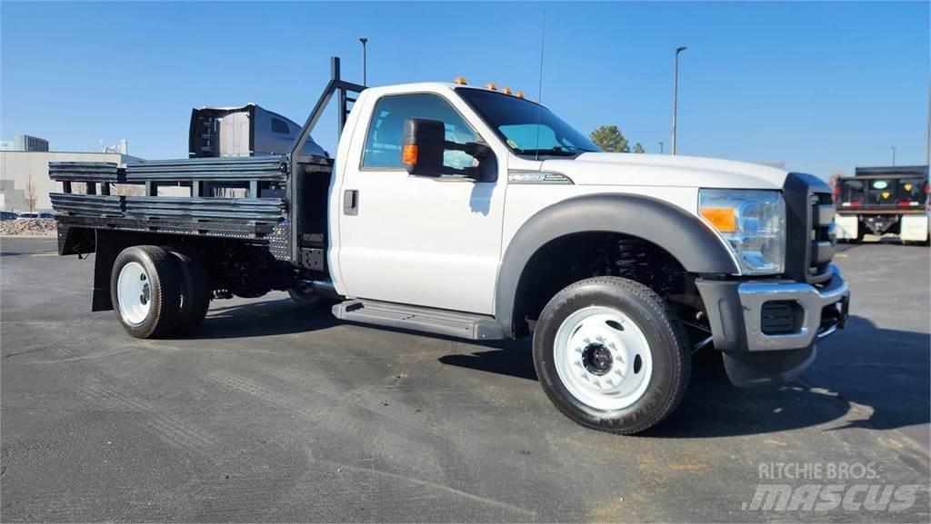 Ford F-550 Camion Bétaillère