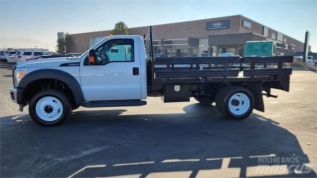 Ford F-550 Camion Bétaillère