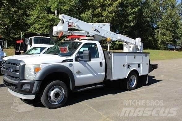 Ford F-550 Camion nacelle