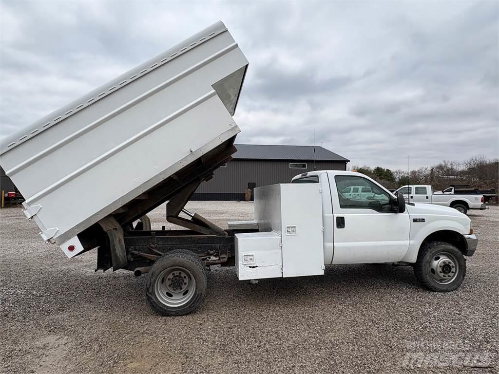 Ford F-550 Camions et véhicules municipaux