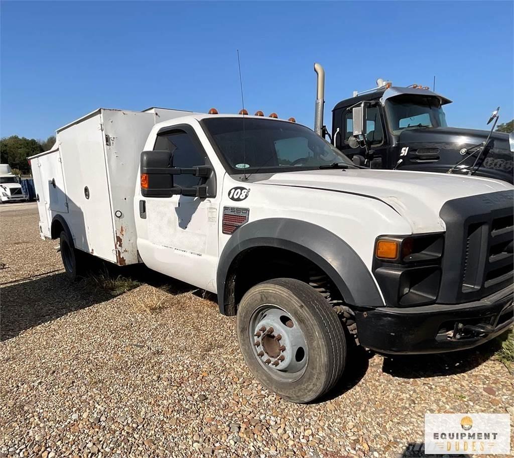 Ford F-550 Camions et véhicules municipaux