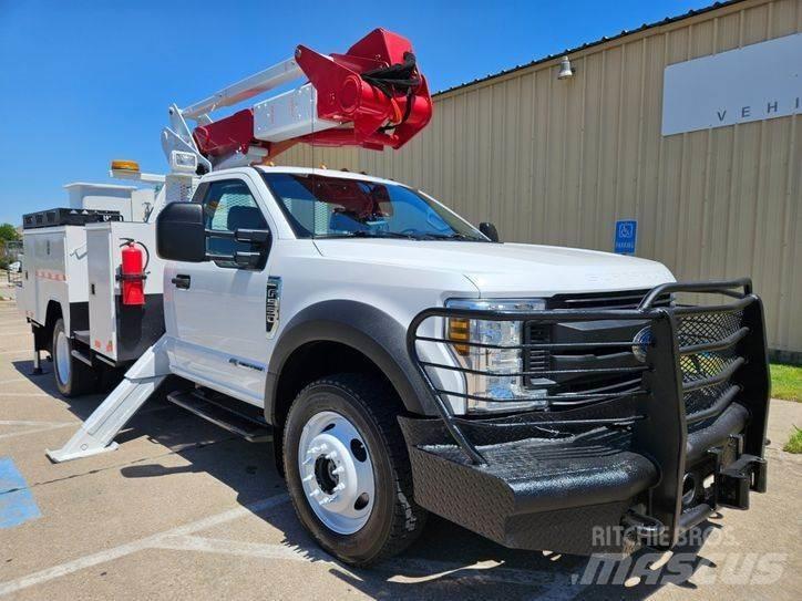 Ford F-550 Camion nacelle